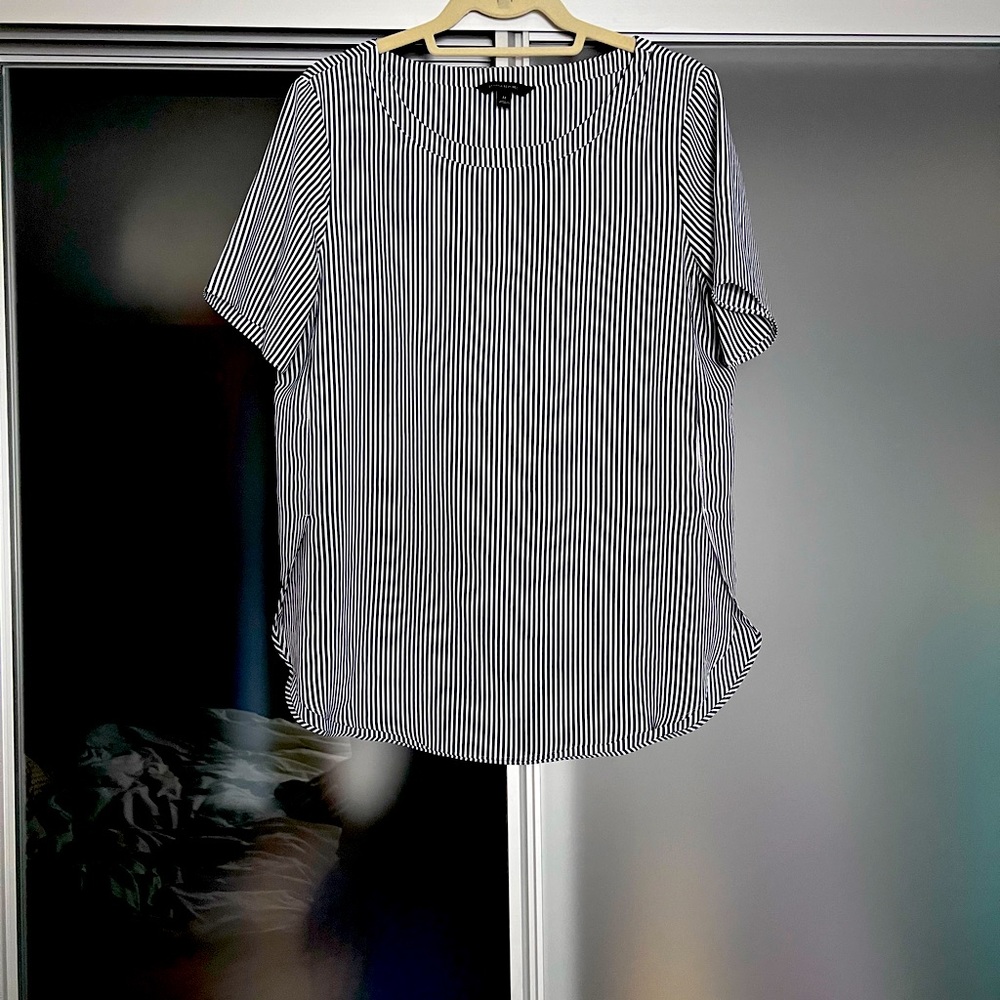 Banana Republic blouse - stripes! Perfect for year-round office wear